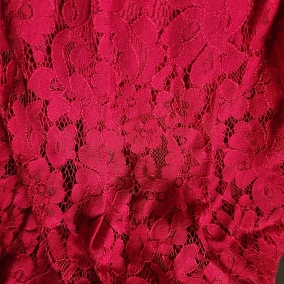 First Love Red Lace Midi Skirt with Bow Waistband Size Medium Holiday Parties - Picture 2 of 7